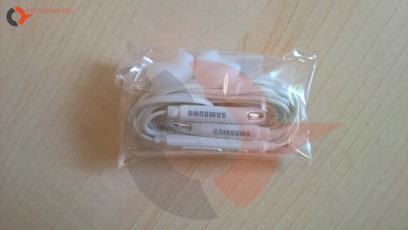 Samsung Galaxy S6 box (7)