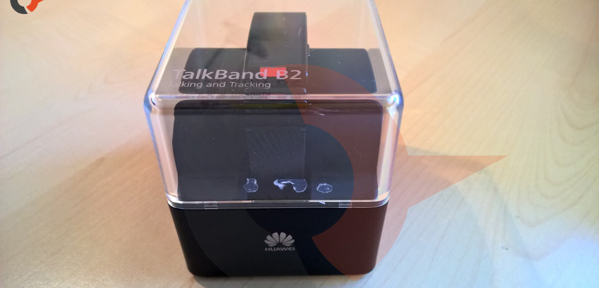 Huawei Talkband B2 box (2)