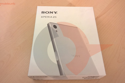 Sony Xperia Z5 box (1)