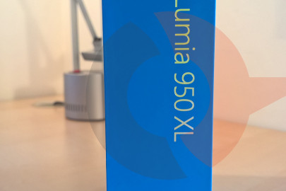 Lumia 950 XL box (4)