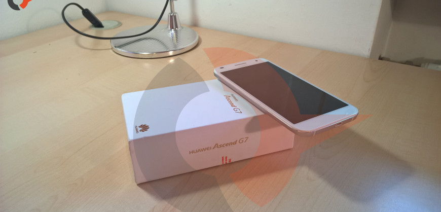 Huawei Ascend G7 box (2)