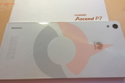 Huawei Ascend P7 box (1)